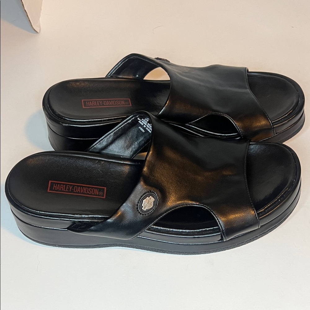 Harley-Davidson Black Leather Slide Sandals size 37/ 6